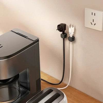 Découvrez notre attache câble magnétique MagClip™, la solution ultime de support câble bureau et de gestion câbles bureau. Ce clip câble adhésif révolutionnaire offre un range câble magnétique efficace pour tous vos espaces. Que vous cherchiez comment organiser ses câbles de bureau ou une solution rangement câbles bureau gaming, notre organisateur câbles bureau s'adapte à tous vos besoins. Cette attache câble universelle 7.5mm fonctionne comme un support câble adhésif sans perçage parfait pour les setup inf