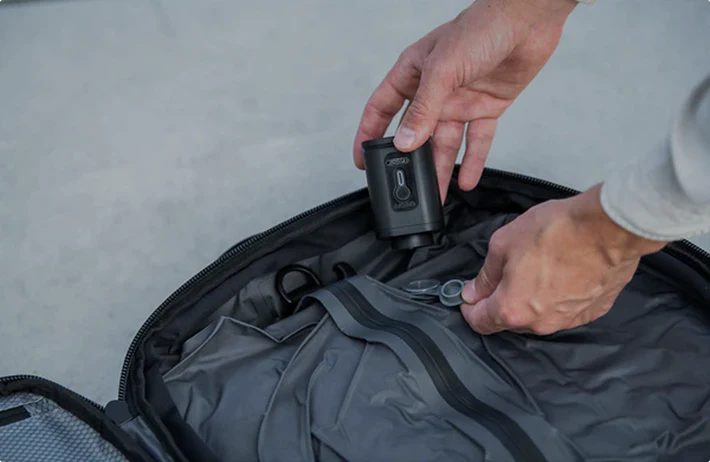 Sac a dos compression sous vide | Évasion Slim™ - Rangement Chic