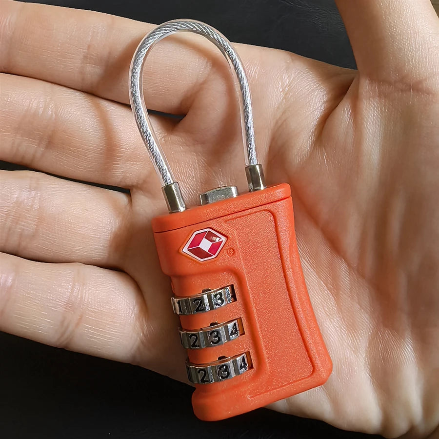 Cadenas TSA pour valise cabine utilise en voyage avion avec fermeture securisee taille compacte