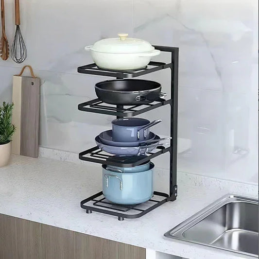Étagère cuisine noire robuste pour ranger cocottes et poêles.

Organisation parfaite des casseroles dans l'étagère SmartCook™.

Détail du système de clips pour une hauteur réglable sur l'étagère.

Close-up sur la structure en acier inoxydable du range cocotte.

Étagère de cuisine remplie de divers ustensiles, wok et couvercles.

Fonctionnement du système à clipser pour ajuster les niveaux.

Étagère de rangement intégrée dans un placard de cuisine organisé.

Comparaison avant/après montrant le gain de place 