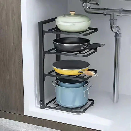 Étagère cuisine noire robuste pour ranger cocottes et poêles.

Organisation parfaite des casseroles dans l'étagère SmartCook™.

Détail du système de clips pour une hauteur réglable sur l'étagère.

Close-up sur la structure en acier inoxydable du range cocotte.

Étagère de cuisine remplie de divers ustensiles, wok et couvercles.

Fonctionnement du système à clipser pour ajuster les niveaux.

Étagère de rangement intégrée dans un placard de cuisine organisé.

Comparaison avant/après montrant le gain de place 