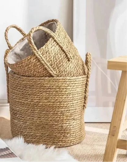 Panier en osier | VerduraBloom™ - Rangement Chic panier en osier avec couvercle, panier osier rangement jardin, corbeille vannerie naturelle, panier wicker pour plantes, solution rangement osier exterieur, panier en osier deco maison, corbeille osier avec couvercle durable, vannerie pour pot fleurs, panier osier polyvalent ecolo, rangement en paille couvercle