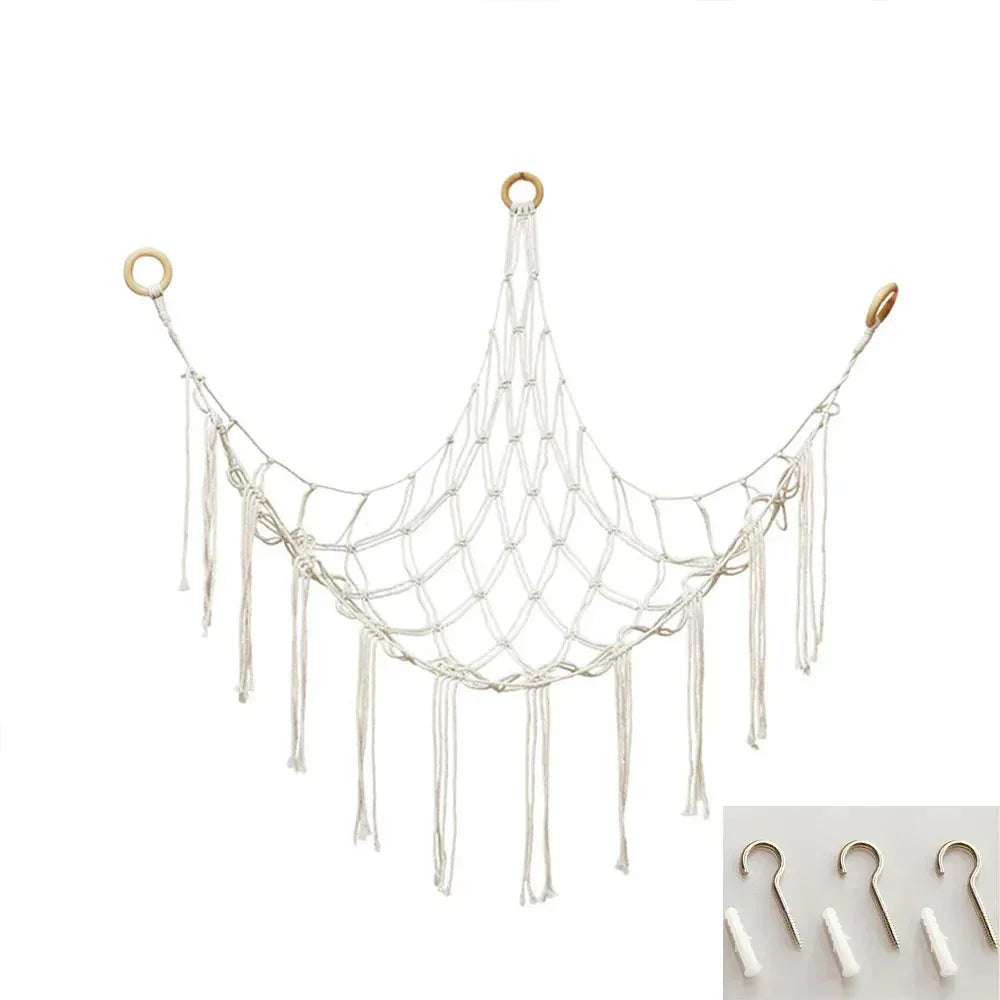 rangement peluche suspendu, filet de rangement pour peluches, hamac de rangement pour jouets, filet de peluches pour chambre d’enfant, rangement mural pour peluches, filet suspendu pour peluches et doudous, hamac pour peluches grande capacité, rangement d’angle pour jouets, organisateur de peluches en macramé, filet de rangement bohème pour jouets, rangement décoratif pour peluches, hamac mural pour jouets d’enfant, filet suspendu design pour peluches, sac de rangement pour doudous, rangement en filet pour 