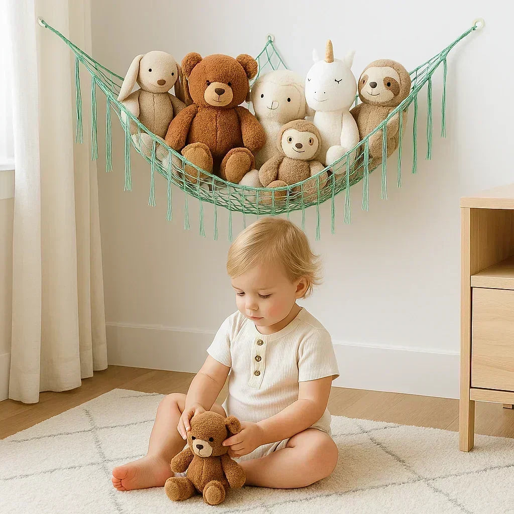 rangement peluche suspendu, filet de rangement pour peluches, hamac de rangement pour jouets, filet de peluches pour chambre d’enfant, rangement mural pour peluches, filet suspendu pour peluches et doudous, hamac pour peluches grande capacité, rangement d’angle pour jouets, organisateur de peluches en macramé, filet de rangement bohème pour jouets, rangement décoratif pour peluches, hamac mural pour jouets d’enfant, filet suspendu design pour peluches, sac de rangement pour doudous, rangement en filet pour 