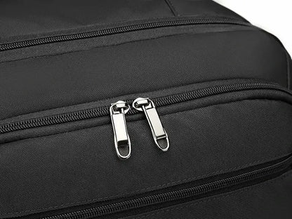 Le sac a dos de voyage | AeroCabin™ est le compagnon parfait pour voyager sereinement. Compatible bagage cabine (55×35×20 cm, 38L), imperméable, léger (1,11 kg) et accepté par plus de 100 compagnies aériennes, il vous accompagne partout : week-ends, affaires, city-trips ou vols low-cost. Son design convertible sac à main / sac à dos, ses compartiments intelligents, sa poche PC et son polyester 900D en font un modèle robuste, pratique et conçu pour la mobilité moderne