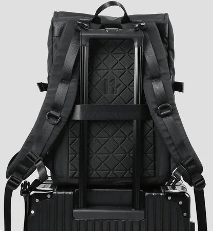 sac a dos roll top urbain avec poches zippees et velcro pour voyage et commute