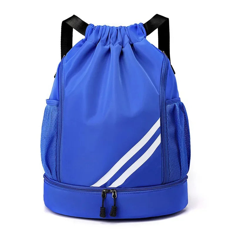 Le sac de sport femme ÉtancPro polyvalent pour fitness et basketball, idéal pour activités quotidiennes et sports collectifs, est un sac à dos sport femme ÉtancPro en térylène imperméable résistant à l'eau pour séances d'entraînement intenses, compact avec capacité inférieure à 20L parfait pour essentials sans encombrement, unisexe au design moderne élégant pour femmes et hommes actifs, polyvalent pour activités de plein air comme randonnée et escalade, résistant à l'eau et à l'usure pour durabilité optimal