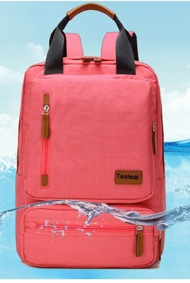 Sac à dos femme 25L en toile canvas – style urbain et fonctionnel avec multiples poches et compartiment pour ordinateur, parfait pour voyages courts et déplacements quotidiens.