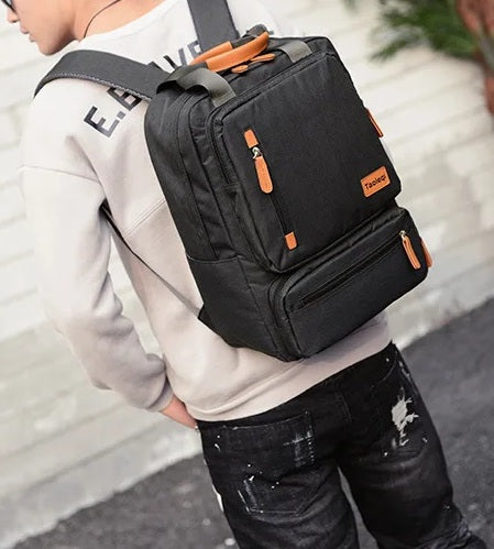 Sac à dos voyage femme Canvas Urbain™ – design moderne et confortable, multipoche et résistant à l’eau, compagnon parfait pour toutes vos aventures en ville.