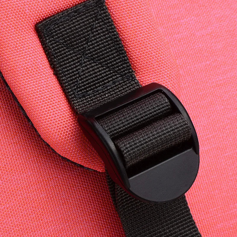 Sac à dos femme 25L en toile canvas – style urbain et fonctionnel avec multiples poches et compartiment pour ordinateur, parfait pour voyages courts et déplacements quotidiens.