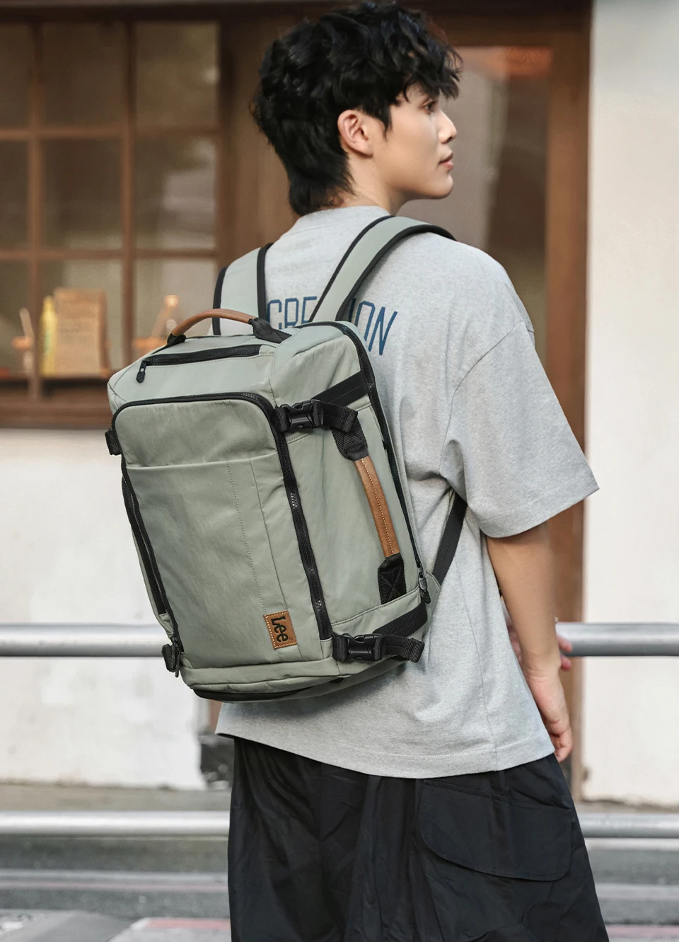 Sac à dos de voyage cabine Lee® 24L unisexe imperméable avec compartiment chaussures et poche humide, compatible ordinateur 16 pouces pour courts séjours et déplacements.