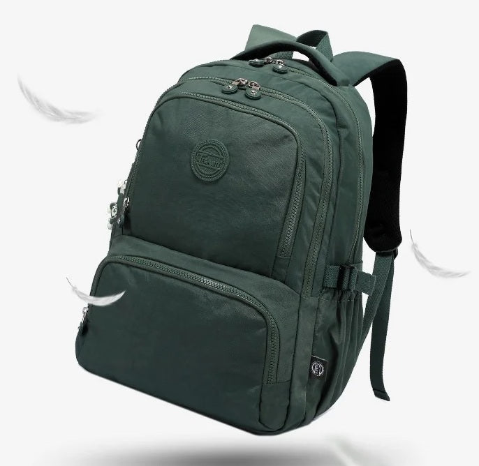 sac à dos voyage femme City Élégance vue de dos, sac urbain confortable avec bretelles rembourrées