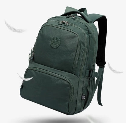 sac à dos voyage femme City Élégance vue de dos, sac urbain confortable avec bretelles rembourrées