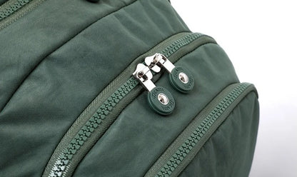 sac à dos voyage femme City Élégance porté en ville, design urbain léger et élégant pour city trip