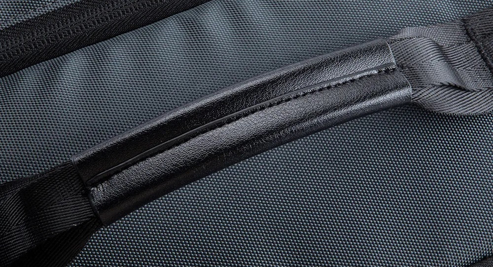 Sac à dos voyage ÉliteVoyage™ premium avec compartiment ordinateur 17 pouces, multiples poches et design ergonomique pour voyages professionnels et loisirs