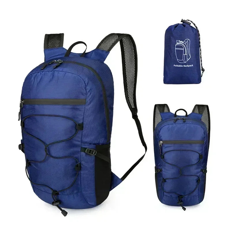 Découvrez le sac de sport AeroFold™, l'accessoire indispensable pour voyageurs et sportifs à la recherche d'un sac de sport pliable ultraléger de 450g pour confort optimal sans encombrement, un sac de sport imperméable en tissu nylon haute densité traité DWR résistant aux intempéries et humidité, un sac de sport polyvalent capacité 20L adaptable de la salle de sport aux randonnées week-end ou déplacements quotidiens, un sac de sport ergonomique avec bretelles ajustables réduisant pression et structure respi