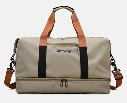 Découvrez le sac de sport femme Movella™, l'accessoire indispensable pour les femmes actives à la recherche d'un sac de sport femme imperméable en tissu Oxford résistant aux intempéries, un sac de sport femme avec compartiment séparé pour chaussures et linge humide pour une organisation hygiénique, un sac de sport femme polyvalent adaptable du bureau à la salle de sport avec capacité généreuse de 20-35L pour 3-5 jours d'affaires, un sac de sport femme élégant disponible en 7 couleurs tendance comme vert kak