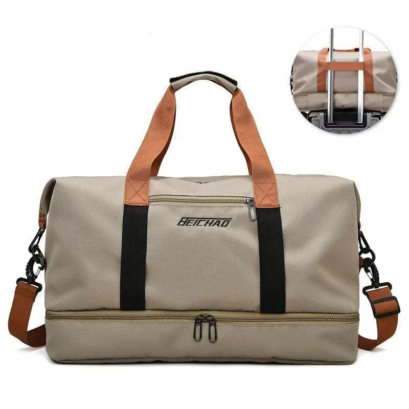 Découvrez le sac de sport femme Movella™, l'accessoire indispensable pour les femmes actives à la recherche d'un sac de sport femme imperméable en tissu Oxford résistant aux intempéries, un sac de sport femme avec compartiment séparé pour chaussures et linge humide pour une organisation hygiénique, un sac de sport femme polyvalent adaptable du bureau à la salle de sport avec capacité généreuse de 20-35L pour 3-5 jours d'affaires, un sac de sport femme élégant disponible en 7 couleurs tendance comme vert kak