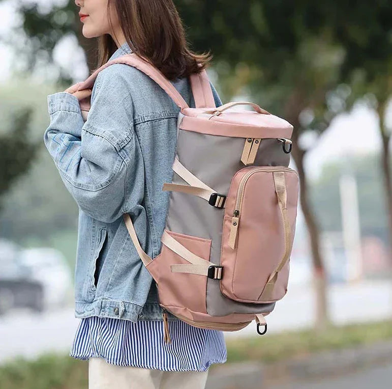 Sac de sport femme Luméra élégant avec rangement chic et compartiments multiples. Sac de sport femme avec compartiment à chaussures indépendant. Sac de sport femme grande capacité pour salle de sport et voyage. Sac de sport femme imperméable et léger pour déplacements quotidiens. Sac de sport femme yoga et fitness avec poches pratiques. Sac de sport bandoulière chic et polyvalent pour femme de Rangement Chic. Sac de sport femme week-end pratique 