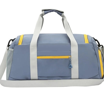 Découvrez le sac de sport femme avec compartiment étanche pour vêtements humides, idéal pour les femmes actives cherchant un sac de sport femme polyvalent pour yoga et piscine, ce sac de sport femme imperméable en polyester Oxford résistant aux intempéries offre une organisation intelligente avec séparation sèche et humide pour éviter les odeurs désagréables, parfait comme sac de sport femme grande capacité 50x27x23 cm pour week-end improvisé ou entraînement quotidien, disponible en coloris tendance comme s