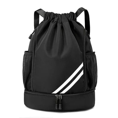 Le sac de sport femme ÉtancPro polyvalent pour fitness et basketball, idéal pour activités quotidiennes et sports collectifs, est un sac à dos sport femme ÉtancPro en térylène imperméable résistant à l'eau pour séances d'entraînement intenses, compact avec capacité inférieure à 20L parfait pour essentials sans encombrement, unisexe au design moderne élégant pour femmes et hommes actifs, polyvalent pour activités de plein air comme randonnée et escalade, résistant à l'eau et à l'usure pour durabilité optimal