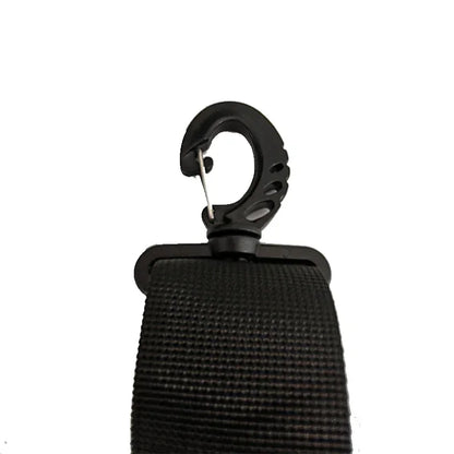 Sac de sport femme PowerFit™ ouvert montrant ses compartiments

Sac de sport femme PowerFit™ fermé, design élégant et compact

Poches intérieures organisées du sac de sport femme pour linge sale

Poche zippée arrière sécurisée du sac de sport femme PowerFit™

Sac de sport femme avec tenue de gym, prêt pour l'entraînement

Sac de sport femme PowerFit™ porté à la main, style moderne

Détail du tissu Oxford imperméable du sac de sport femme

Organisation du contenu dans le sac de sport femme PowerFit™

