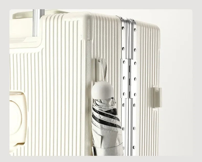 Valise cabine 20 pouces à ouverture frontale avec cadre aluminium et port USB | AirFrame Pro™