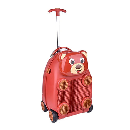 Valise enfant à roulettes ours rouge avec visage en relief 3D et poignée télescopique déployée